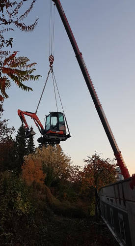 minibagger heben